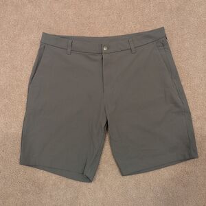 Lululemon Men's Commission Classic Fit Shorts 9" Grey Sage